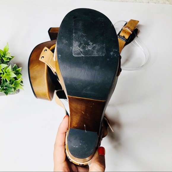 VERA WANG LAVENDER wooden platform leather heels - Picture 5 of 10